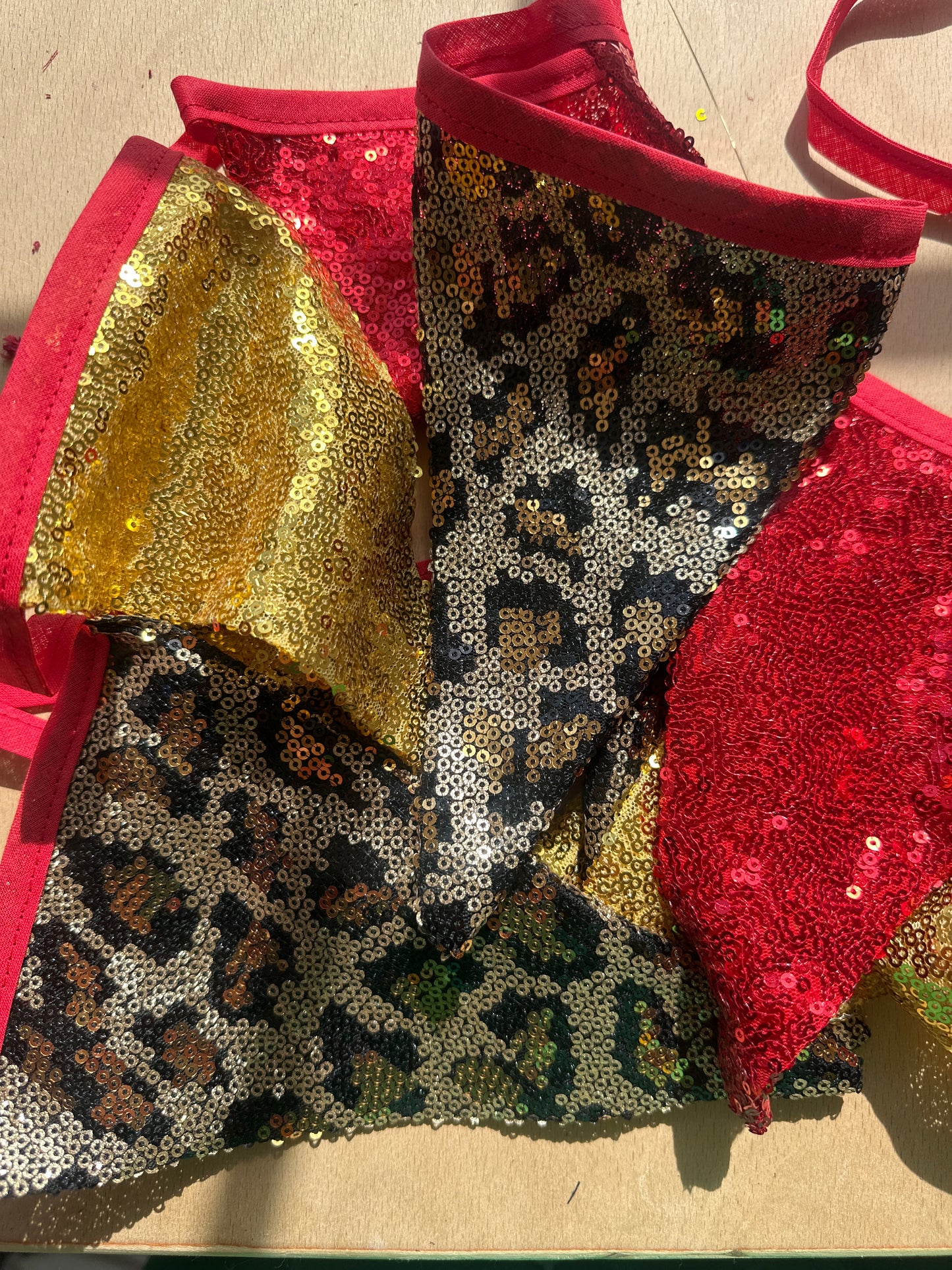 BUNTING -LEOPARD, BLACK & GOLD