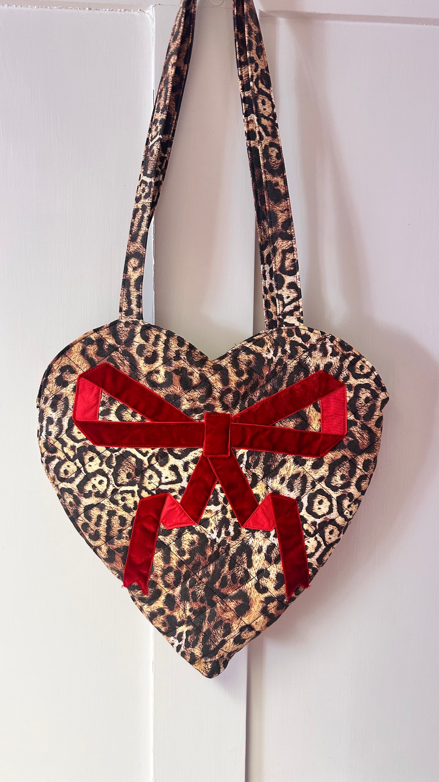 PRETEND BOW BAG-SAMPLE