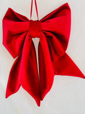 Decorative hanging bows