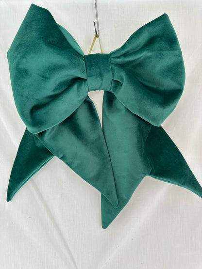 Decorative hanging bows